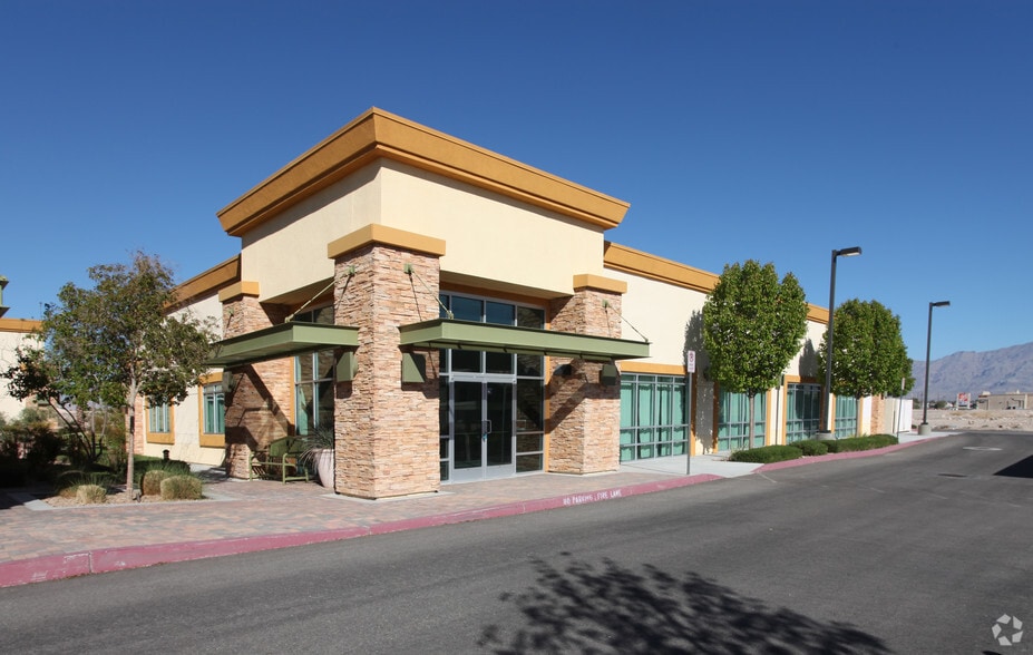 4130 N Martin Luther King Blvd, North Las Vegas, NV à louer - Photo principale – Image 1 sur 85