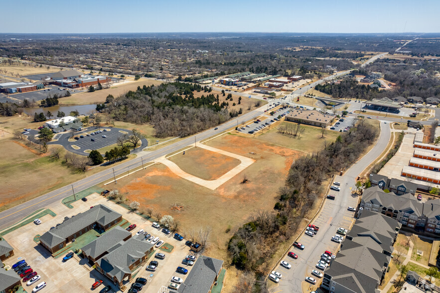 13909 N Eastern Ave, Oklahoma City, OK à vendre - Aérien – Image 3 sur 7