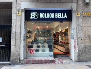 Local commercial dans Barcelone, Barcelona à louer Photo intérieure– Image 1 sur 7