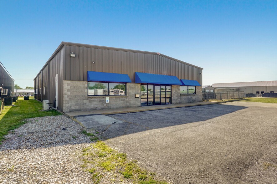 4736 S 131st Rd, Bolivar, MO à vendre - Photo principale – Image 1 sur 34