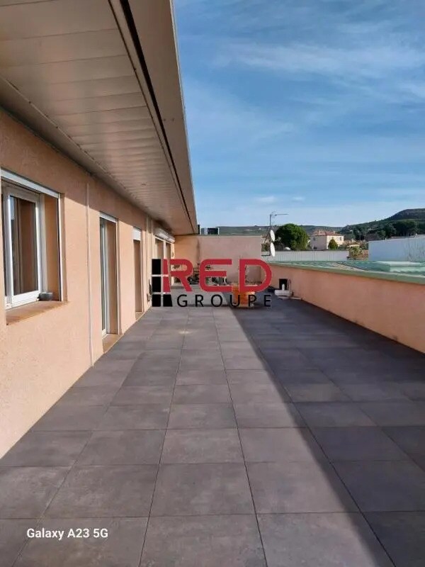 Zi, Vitrolles à louer Photo de l’immeuble– Image 1 sur 10