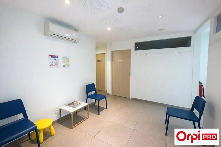 Bureau dans Lyon à vendre - Photo de l’immeuble – Image 1 sur 6