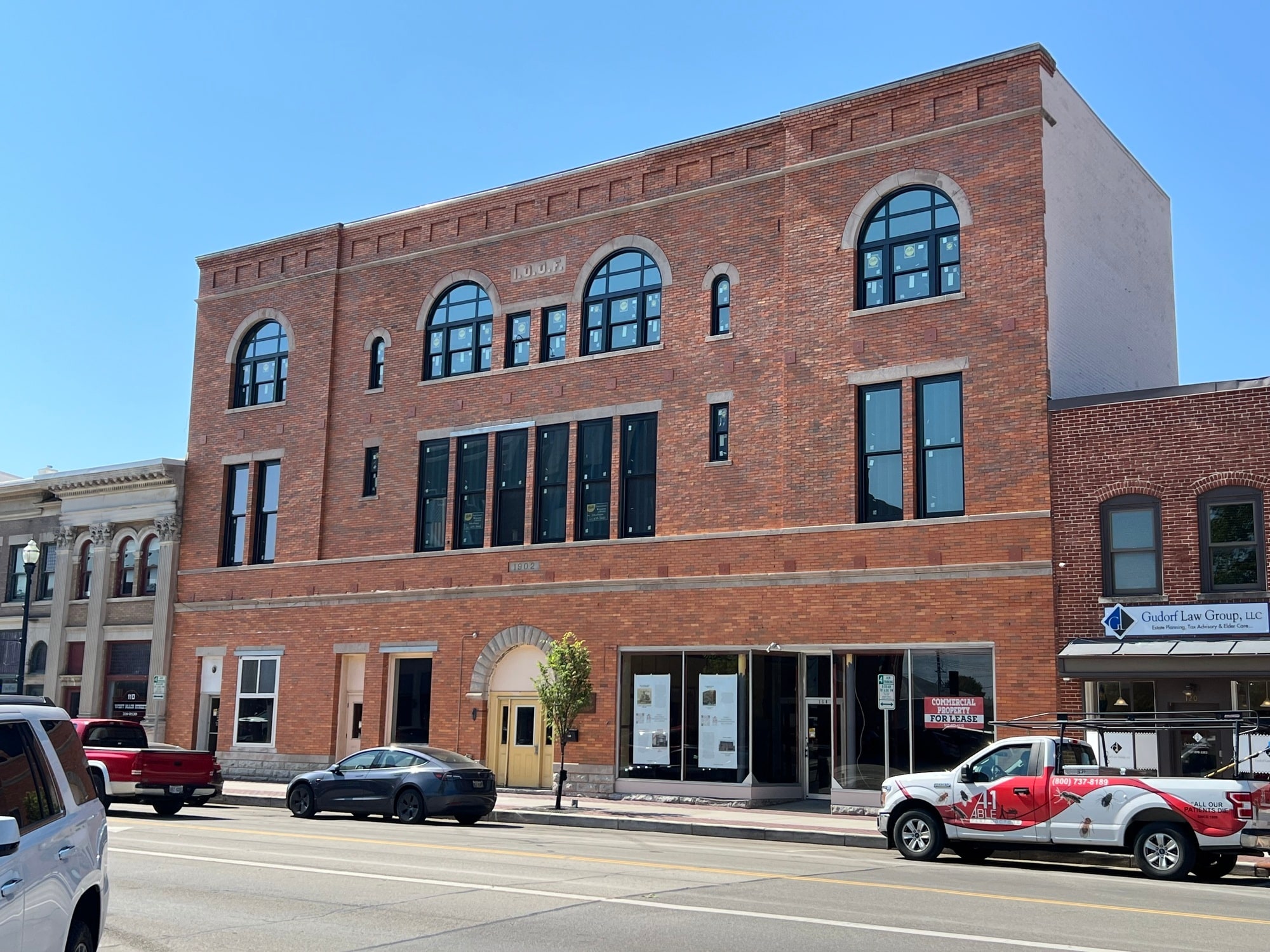 112 W Main St, Troy, OH à vendre Photo principale– Image 1 sur 37