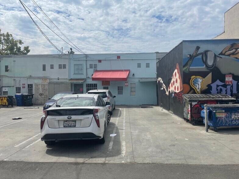Local commercial dans Los Angeles, CA à louer - Photo de l’immeuble – Image 3 sur 4