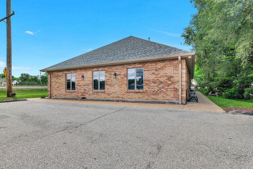 763 W Terra Ln, O'Fallon, MO à louer - Photo de l’immeuble – Image 3 sur 19