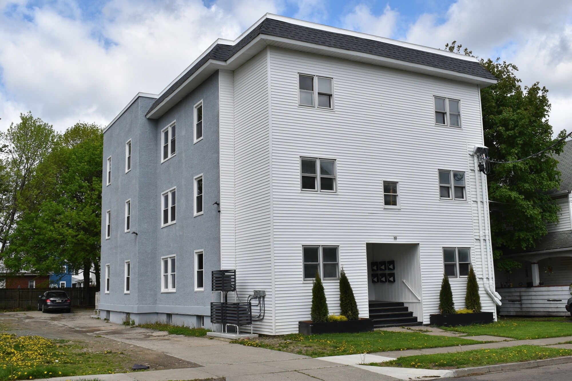 19 Mygatt St, Binghamton, NY à vendre Photo principale– Image 1 sur 39