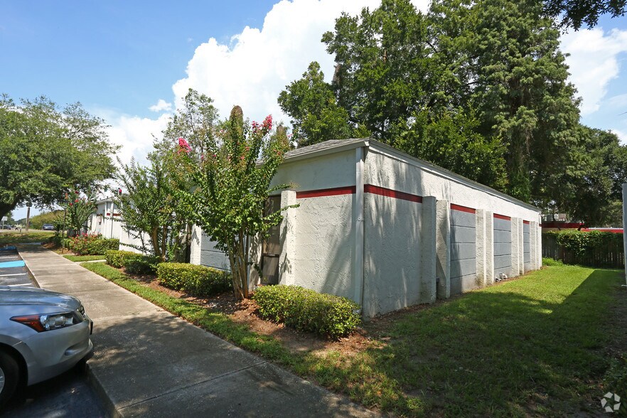 401 N Parsons, Brandon, FL à vendre - Photo de l’immeuble – Image 3 sur 3