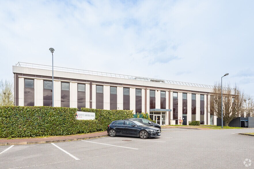 12 Avenue Du Québec, Villebon-sur-Yvette à louer - Photo de l’immeuble – Image 2 sur 2