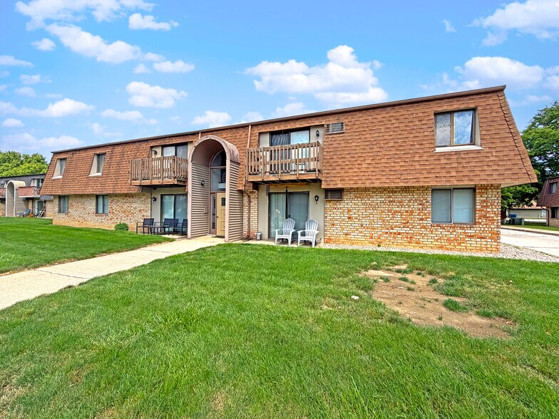 535 Coyne St, Bourbonnais, IL à vendre - Photo de l’immeuble – Image 2 sur 11