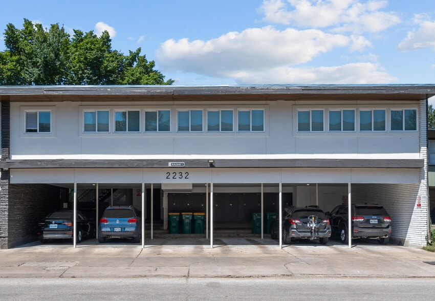 2232 Bellefontaine, Houston, TX à vendre - Photo principale – Image 1 sur 11