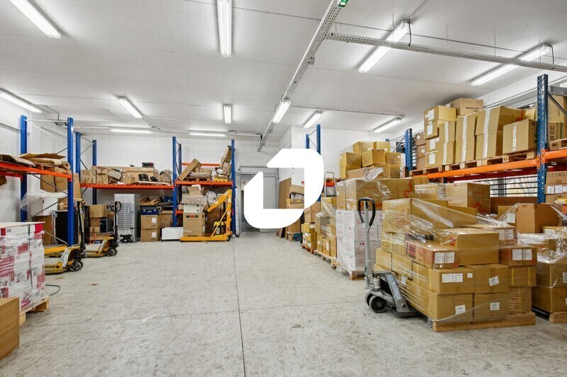 Local d'activités dans Roissy-en-France à vendre - Photo intérieure – Image 2 sur 14