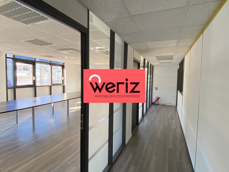 64 Avenue D'Haifa, Marseille à louer - Photo de l’immeuble – Image 3 sur 12