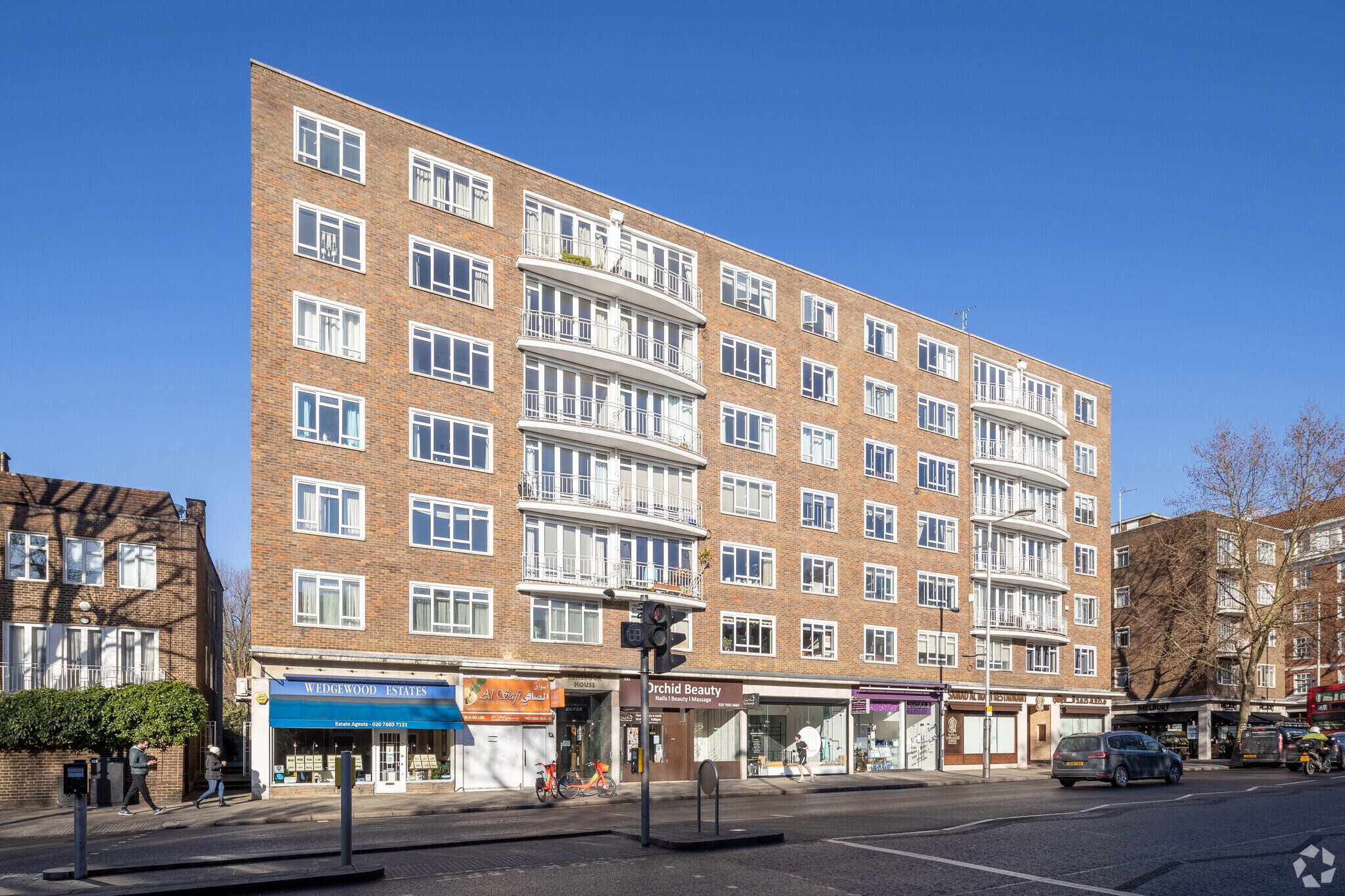 284-296 Kensington High St, Londres à louer Photo principale– Image 1 sur 5