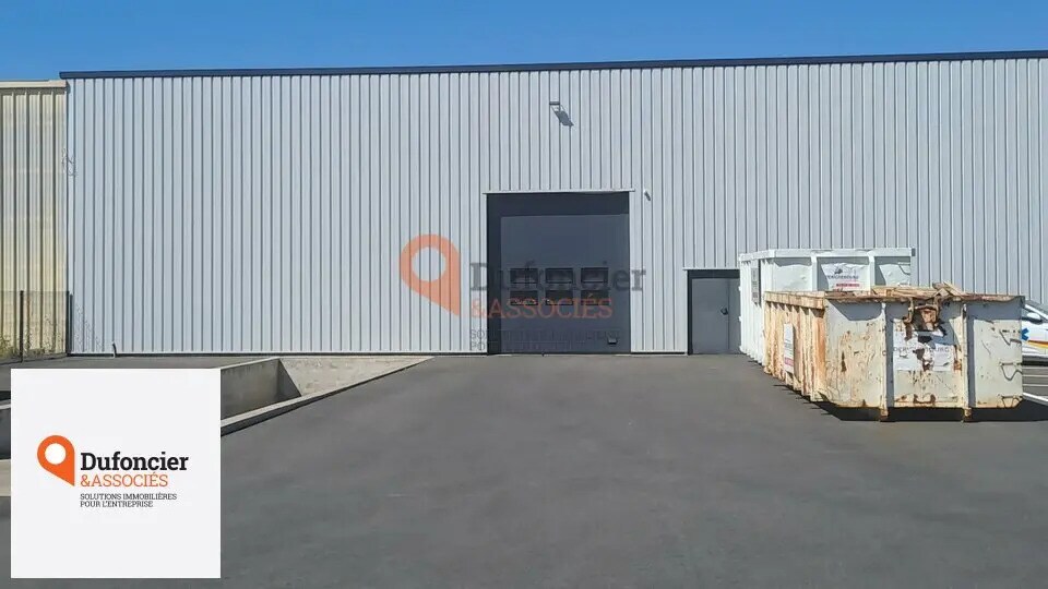 Bureau dans Châtellerault à louer - Photo de l’immeuble – Image 1 sur 7