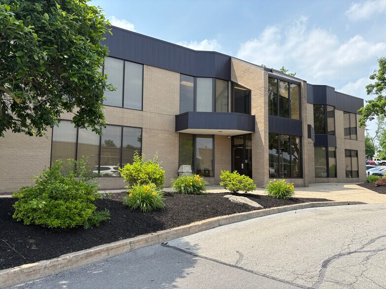 20399 Route 19, Cranberry Township, PA à louer - Photo de l’immeuble – Image 1 sur 4