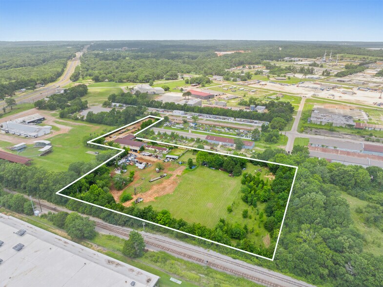 11718 Laney Rd, Tyler, TX à vendre - Photo de l’immeuble – Image 3 sur 56