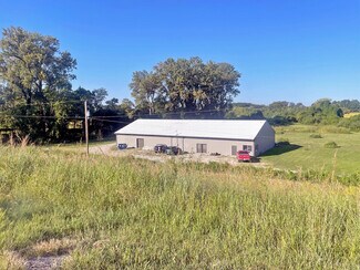 Plus de détails pour 5446 Chain Of Rocks Rd, Edwardsville, IL - Industriel/Logistique à vendre