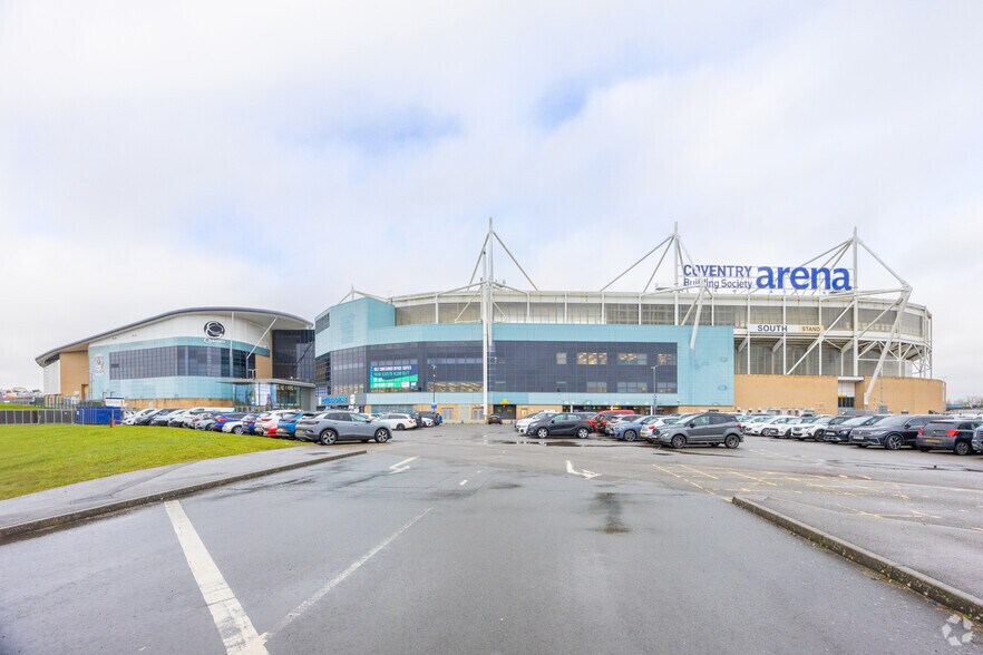 Phoenix Way, Coventry à louer - Photo principale – Image 1 sur 2
