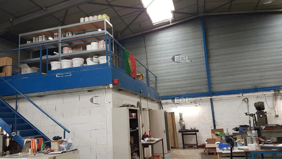 Local d’activités dans Chassieu à louer - Photo intérieure – Image 2 sur 7