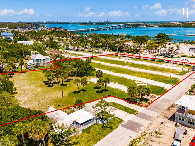 N 2nd St, Fort Pierce, FL à vendre - Photo de l’immeuble – Image 3 sur 20