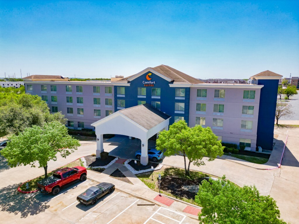 7501 E Ben White Blvd, Austin, TX à vendre Photo de l’immeuble– Image 1 sur 21