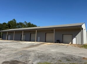 25259 Rawls Rd, Loxley, AL à louer Photo de l’immeuble– Image 1 sur 4