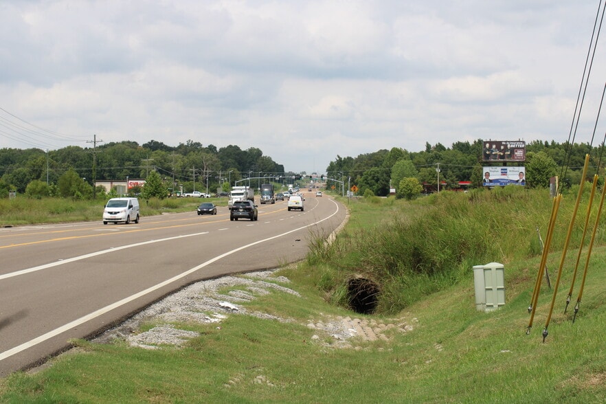 00 High 305, Olive Branch, MS à vendre - Photo principale – Image 3 sur 10