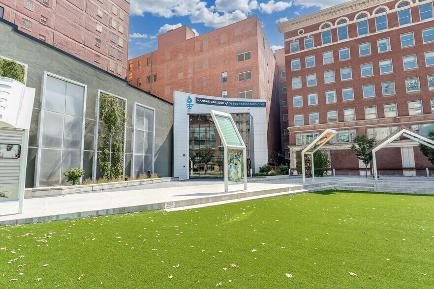 130 S Market St, Wichita, KS à louer - Photo de l’immeuble – Image 2 sur 9