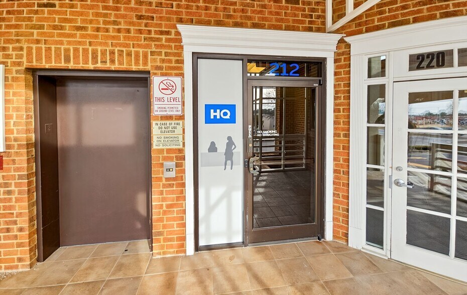 4112 Pleasant Valley Rd, Raleigh, NC à louer - Photo de l’immeuble – Image 3 sur 10