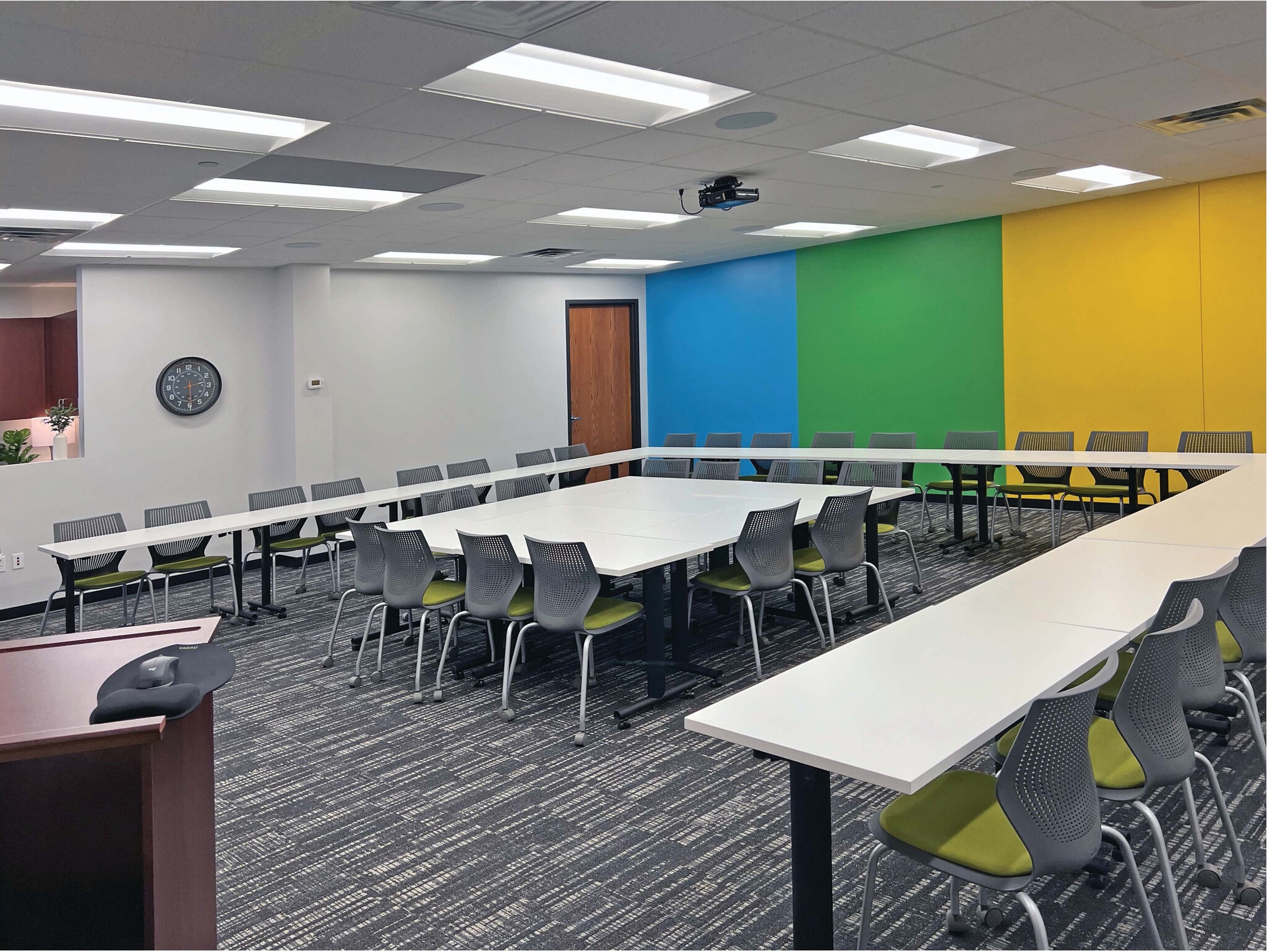 6450 Wedgwood Rd, Maple Grove, MN à louer Photo intérieure– Image 1 sur 6