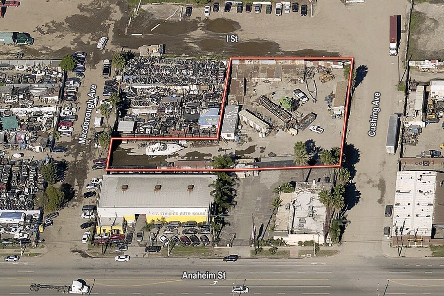 817 Cushing Ave, Wilmington, CA à louer - Photo principale – Image 2 sur 2
