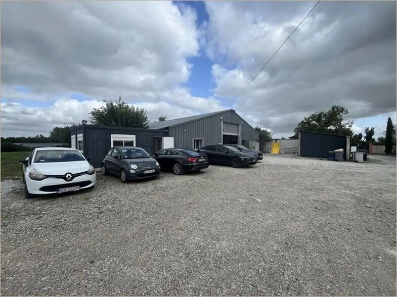 110 A Route De Longages, Noé à louer - Photo de l’immeuble – Image 2 sur 12