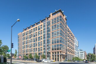 Plus de détails pour 2 M St NE, Washington, DC - Local commercial à louer