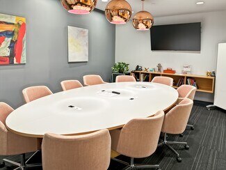 Plus de détails pour 555 Anton Blvd, Costa Mesa, CA - Coworking à louer