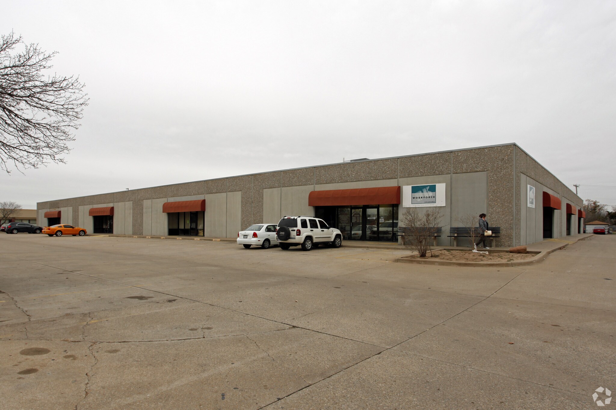 1703-1715 SW 11th St, Lawton, OK à vendre Photo principale– Image 1 sur 11