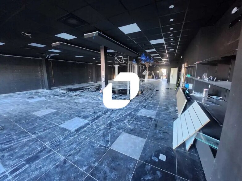 Local commercial dans Pessac à louer - Photo de l’immeuble – Image 1 sur 8