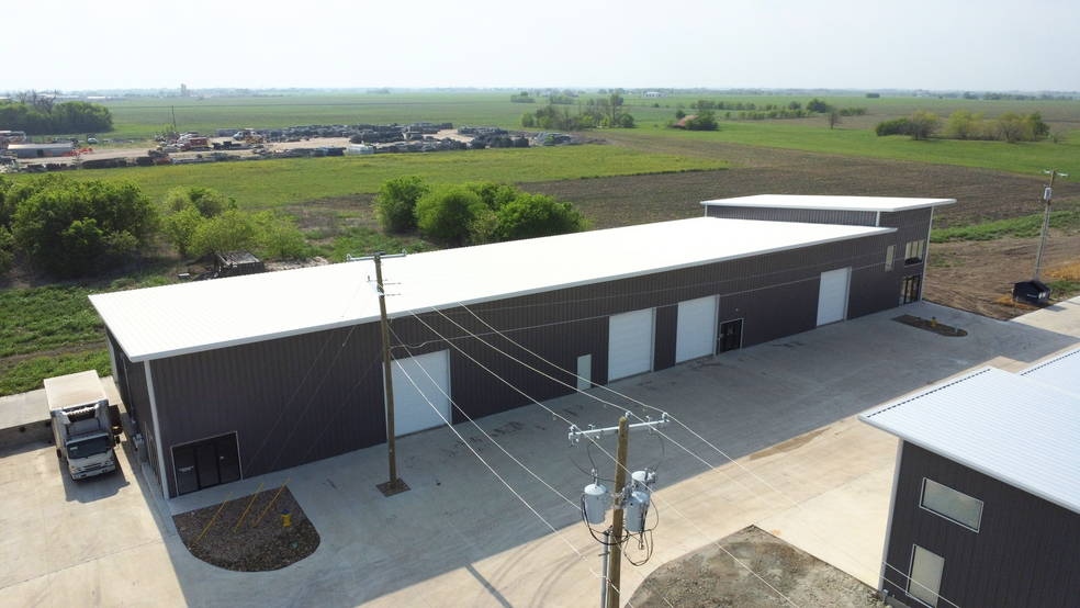 185 Ninety Four, Taylor, TX à vendre - Photo de l’immeuble – Image 1 sur 14