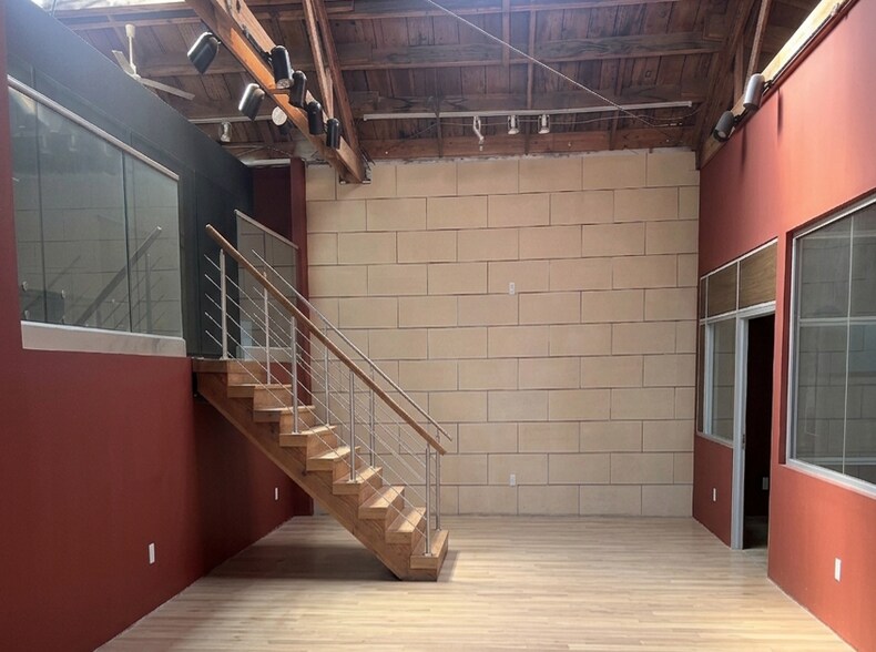 1429-1431 Colorado Ave, Santa Monica, CA à louer - Photo de l’immeuble – Image 2 sur 3