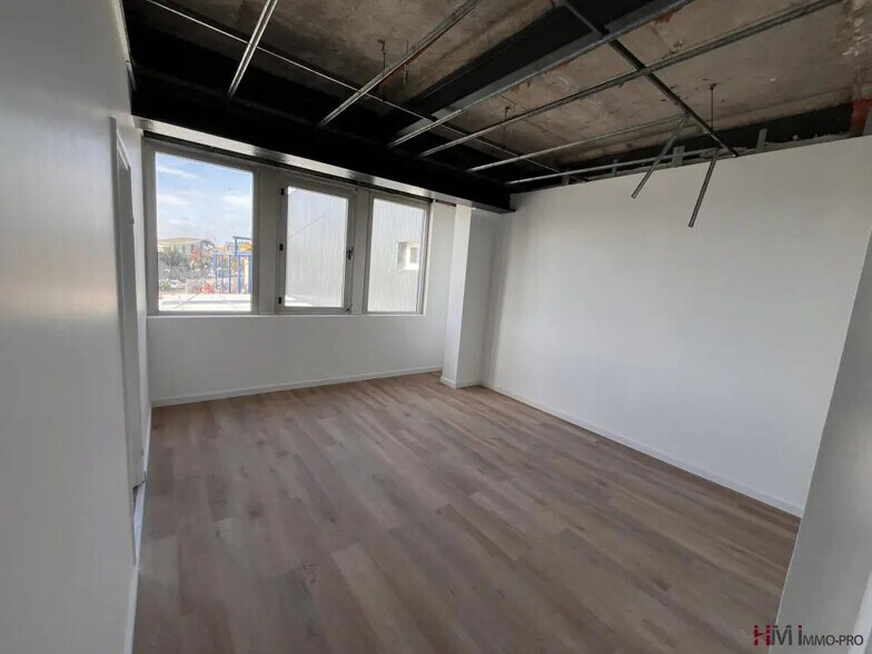Bureau dans Le Havre à louer - Photo de l’immeuble – Image 2 sur 13