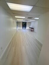 7801-7815 W Commercial Blvd, Tamarac, FL à louer Photo de l’immeuble– Image 2 sur 6