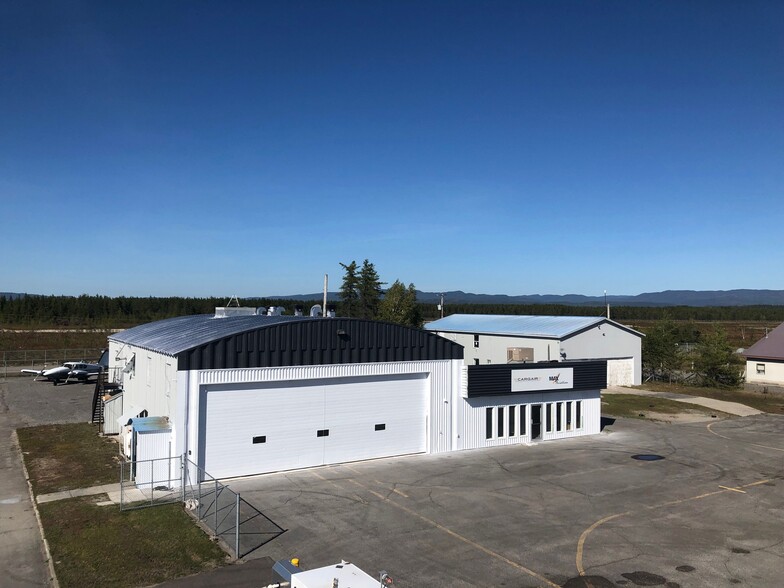 104-106 Rue De L'aéroport, St-Honoré, QC à vendre - Photo principale – Image 1 sur 7
