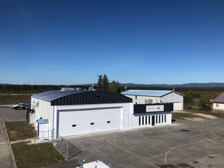 Plus de détails pour 104-106 Rue De L'aéroport, St-Honoré, QC - Spécialisé à vendre