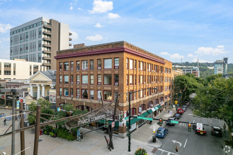 101-109 S Cayuga St, Ithaca, NY à louer - Photo de l’immeuble – Image 1 sur 13