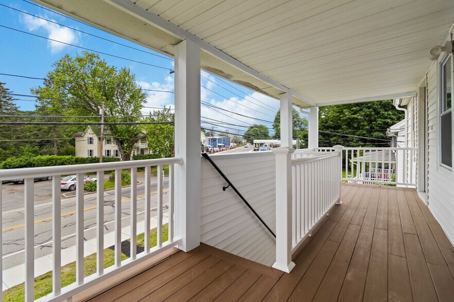 289 Providence Rd, South Grafton, MA à vendre - Photo de l’immeuble – Image 2 sur 15