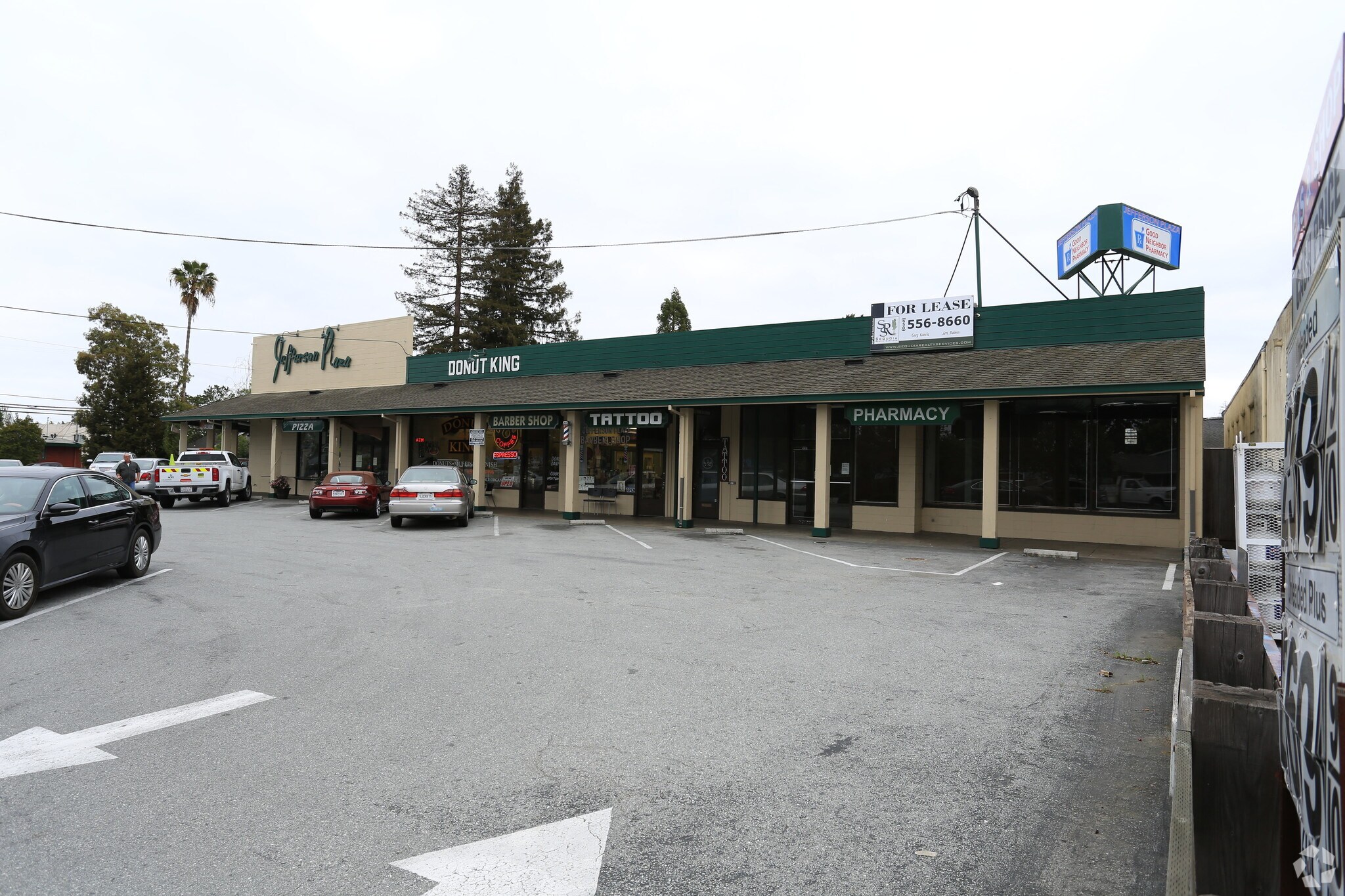 3115-3137 Jefferson Ave, Redwood City, CA à louer Photo principale– Image 1 sur 9
