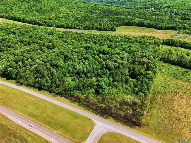 5.2 Bob Wade Ln, Huntsville, AL à vendre - Photo de l’immeuble – Image 2 sur 4