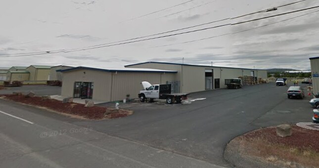2735 SW High Desert Dr, Prineville, OR à vendre - Photo de l’immeuble – Image 2 sur 4