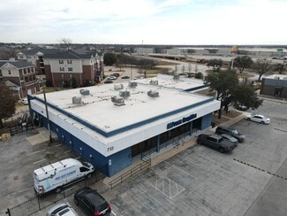 Plus de détails pour 733 Fort Worth Dr, Denton, TX - Bureau à vendre