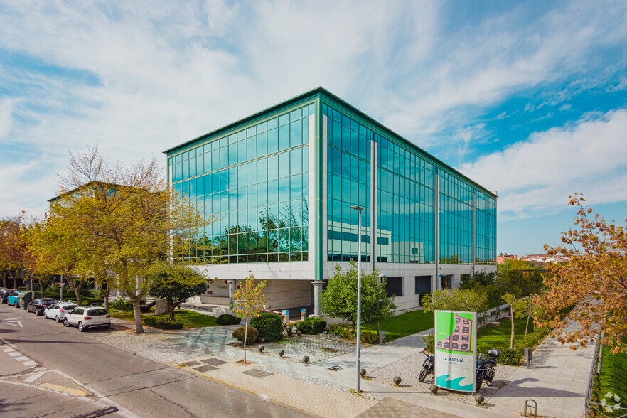 Bureau dans San Sebastián De Los Reyes, Madrid à louer - Photo de l’immeuble – Image 2 sur 21