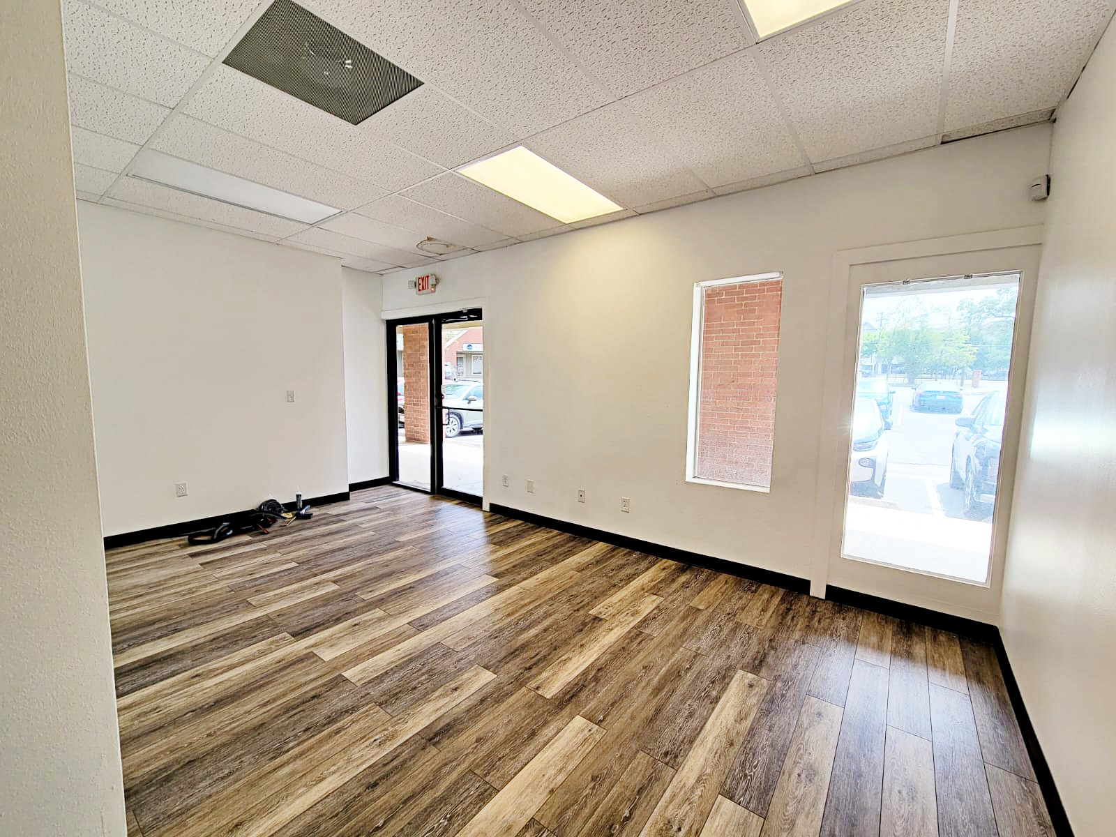13091 Pond Springs Rd, Austin, TX à louer Photo intérieure– Image 1 sur 7